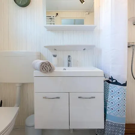 Chalet 84, Gelegen In Het Rustige & Bosrijke Oisterwijk! Met Privetuin Oisterwijk