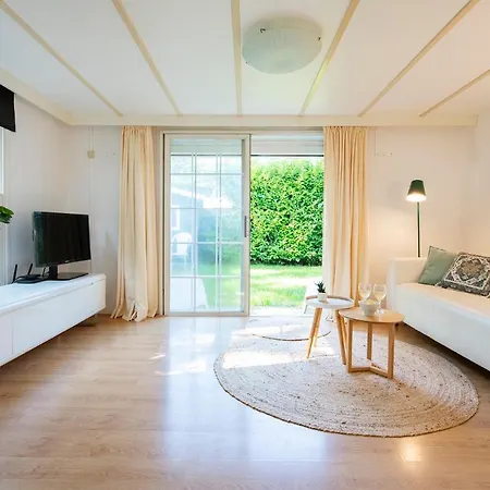 84, Gelegen In Het Rustige & Bosrijke Oisterwijk! Met Privetuin Chalet Oisterwijk