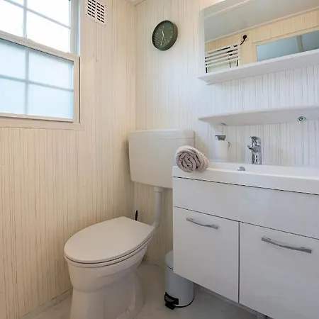 84, Gelegen In Het Rustige & Bosrijke Oisterwijk! Met Privetuin Alpstuga Oisterwijk