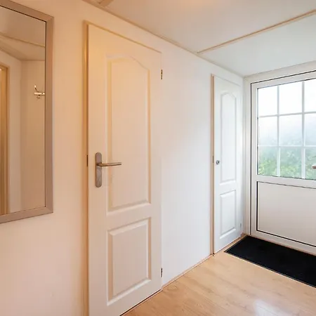 Chalet 84, Gelegen In Het Rustige & Bosrijke Oisterwijk! Met Privetuin